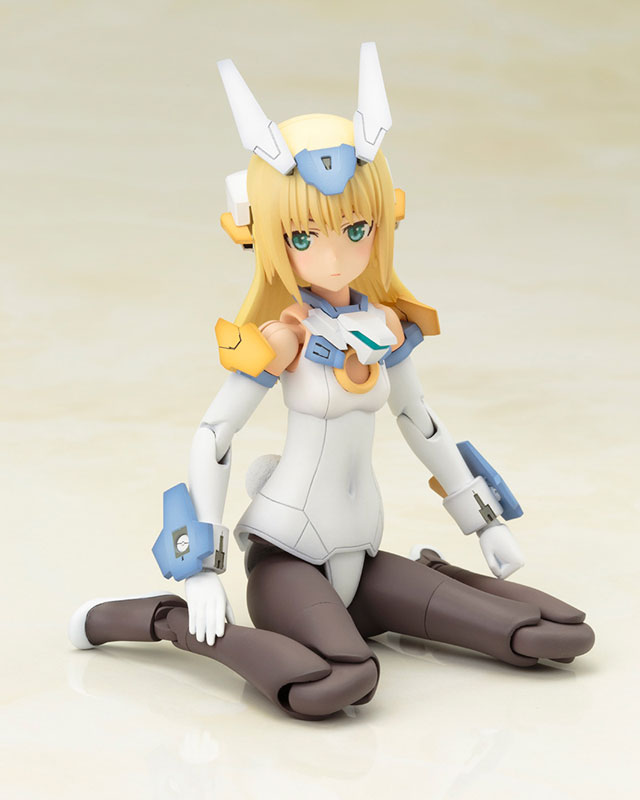 ArmsGirlBaselard12
