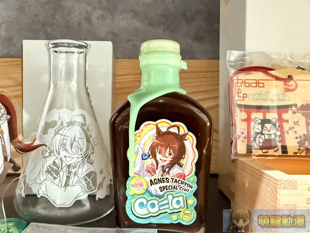 和飲九九「小九屋」秘藏展示品探訪 諾艾爾的藥水、櫻巫女鯛魚燒利口酒等調查表單將再開 11 2025maywain99twsmallninehome04